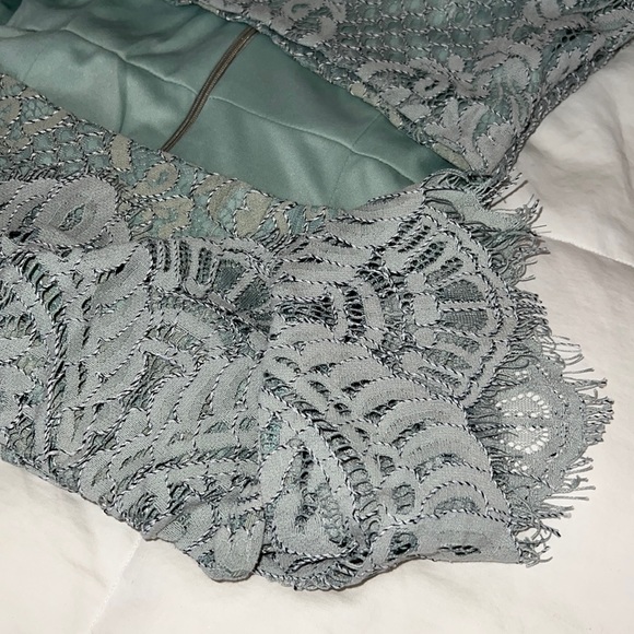 Tobi Going Out Sorority Invite Dress - Picture 4 of 8